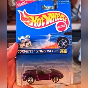 Hot Wheels Corvette Stingray III Purple New on Card Vintage Collectible